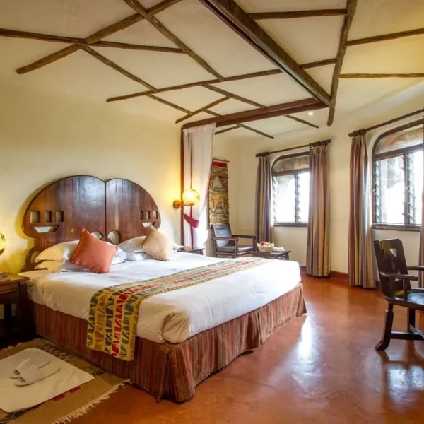 Serena Serengeti luxury hotel